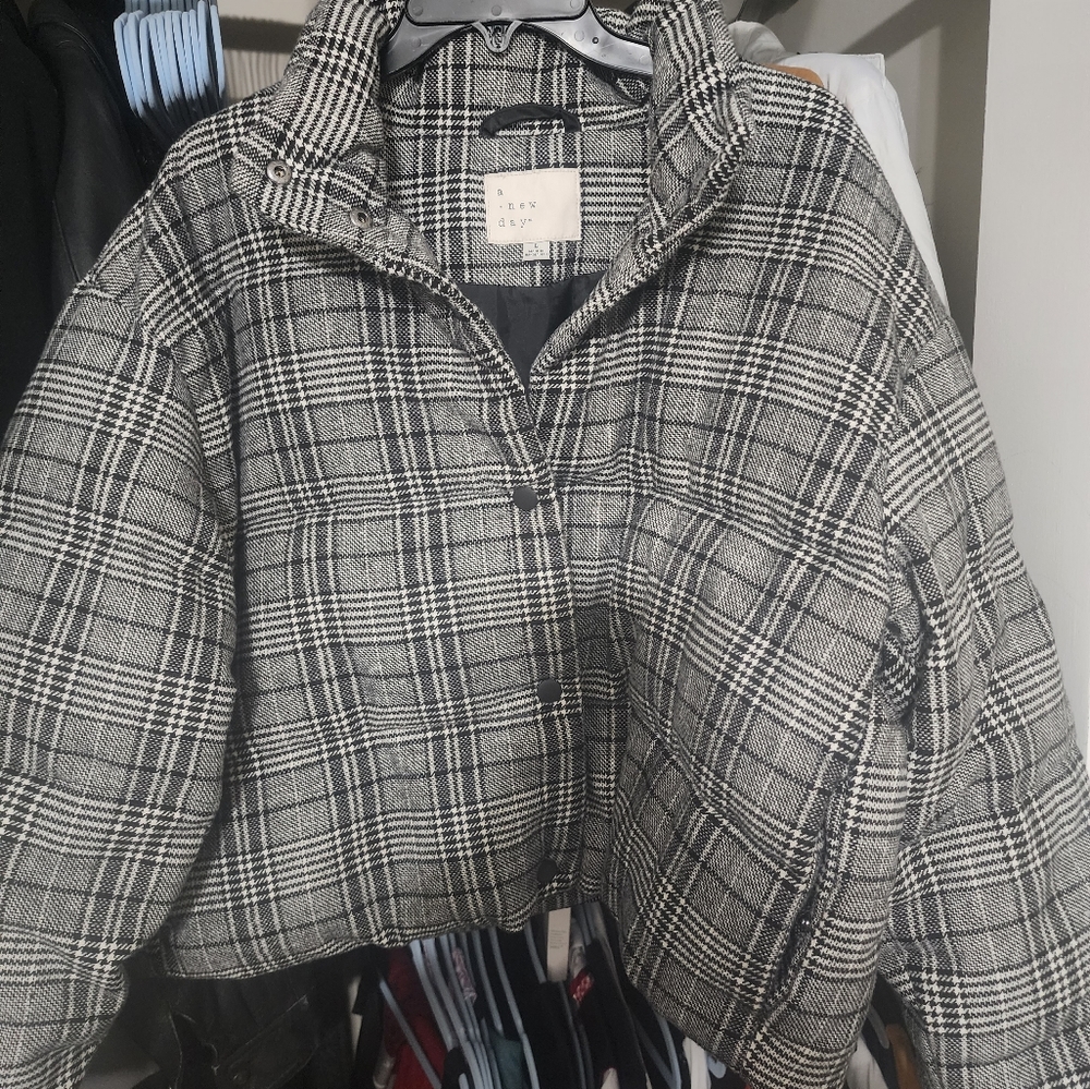 Plaid Black And White Puffer Coat Gem